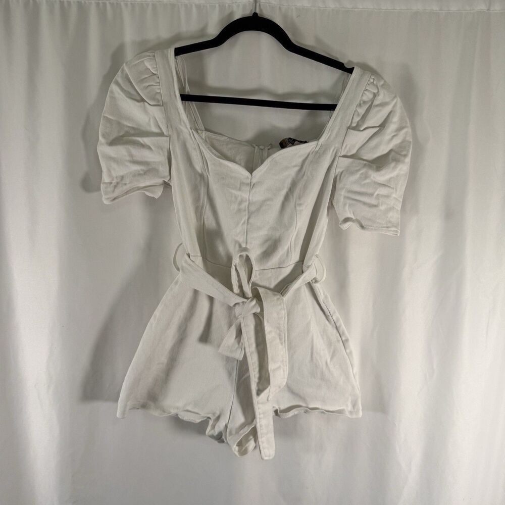 Flying Tomato Romper Women's Small White Short Sleeve Belted Twill Sweetheart